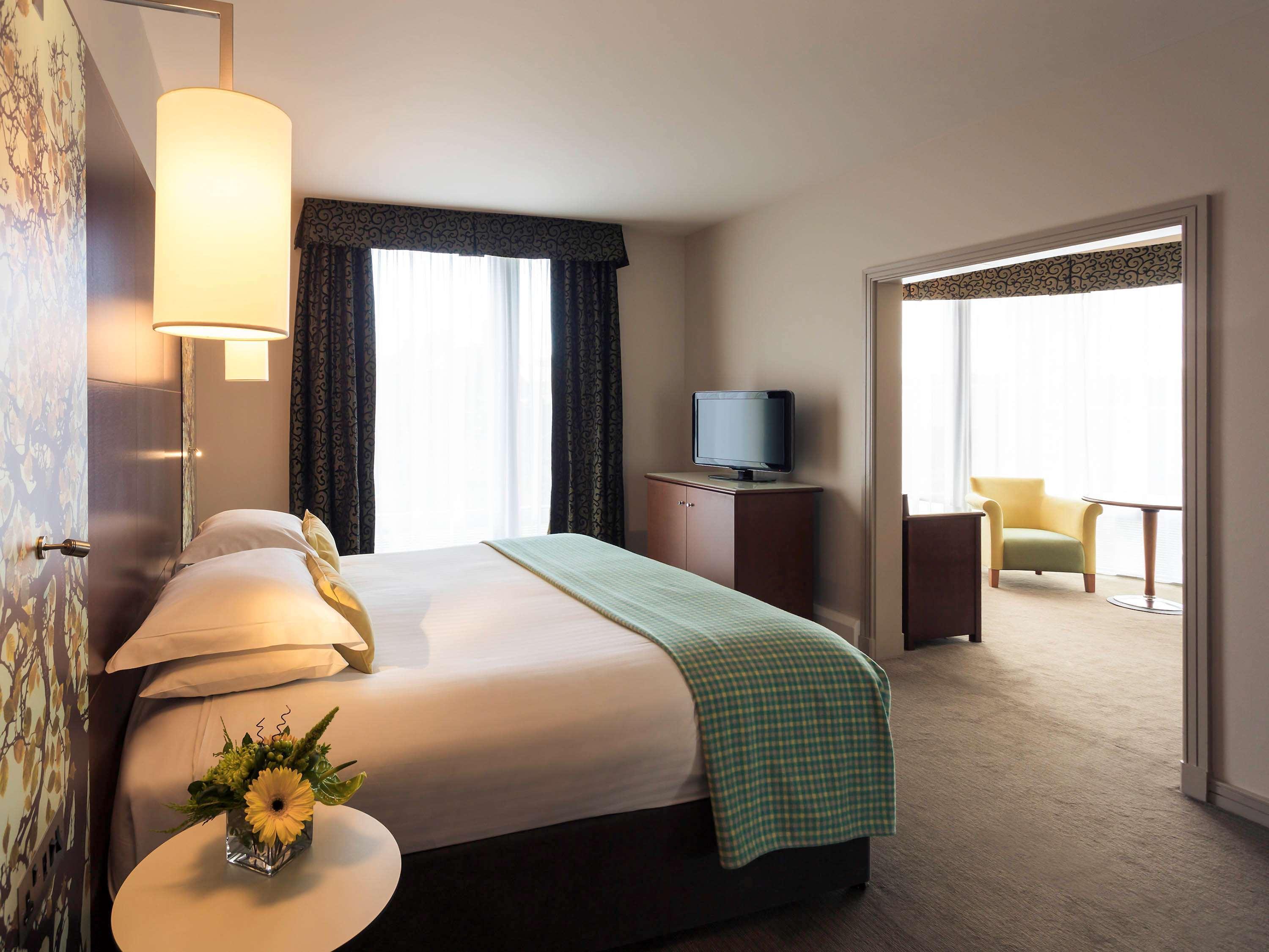 Mercure Sheffield St Paul'S Hotel & Spa Exterior photo